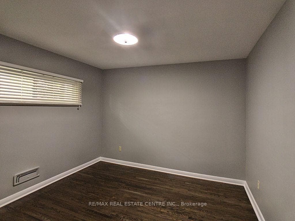 196 Rifle Range Road photo 7