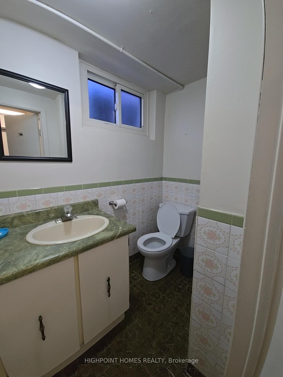 43 Tordale Crescent Unit Lower photo 8