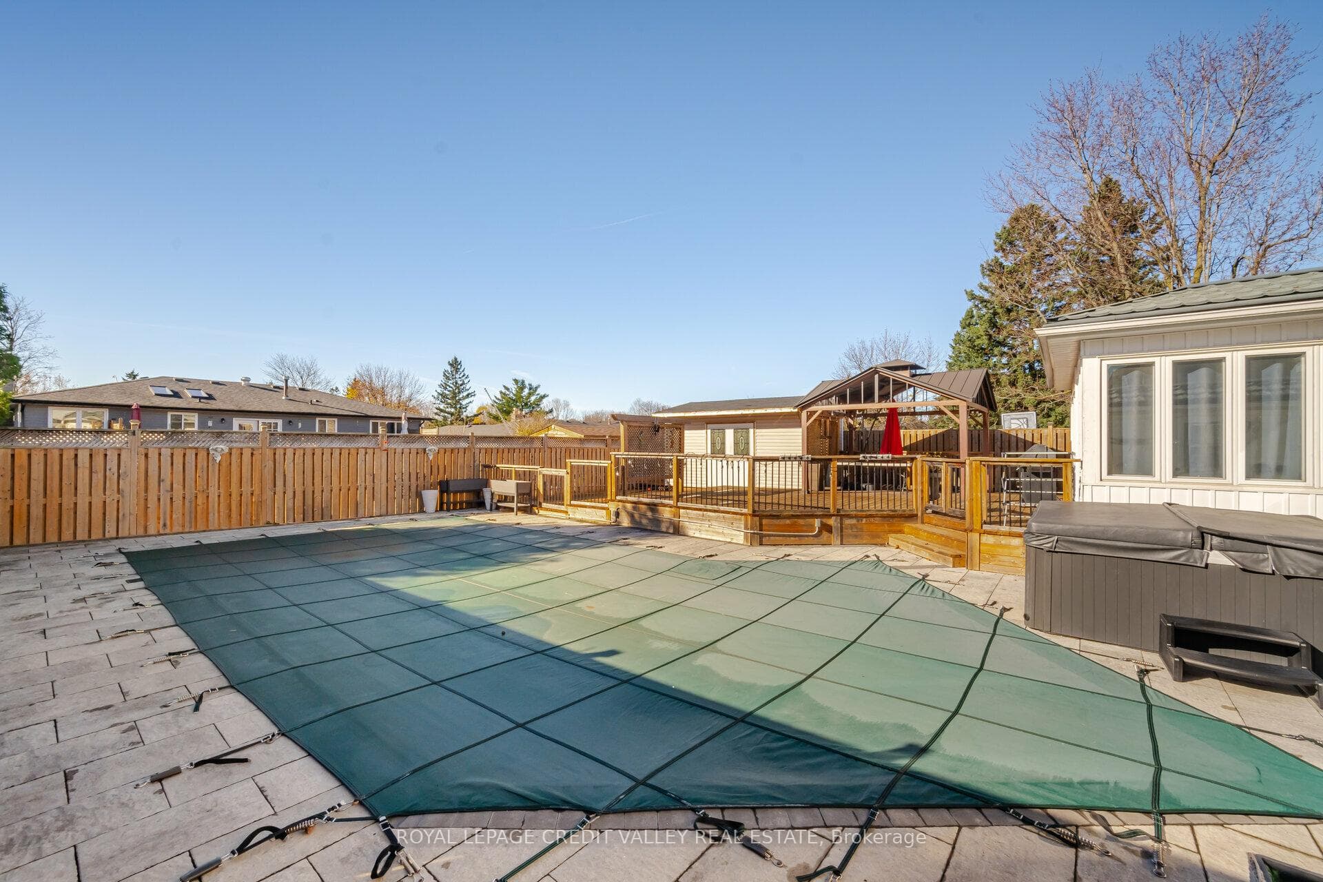 106 Acton Boulevard photo 35