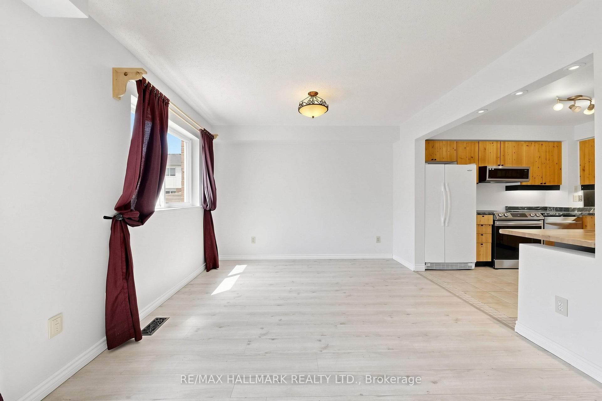304 Maciver Boulevard photo 7