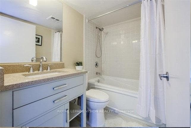 36 Lee Centre Drive Unit 2901 photo 12