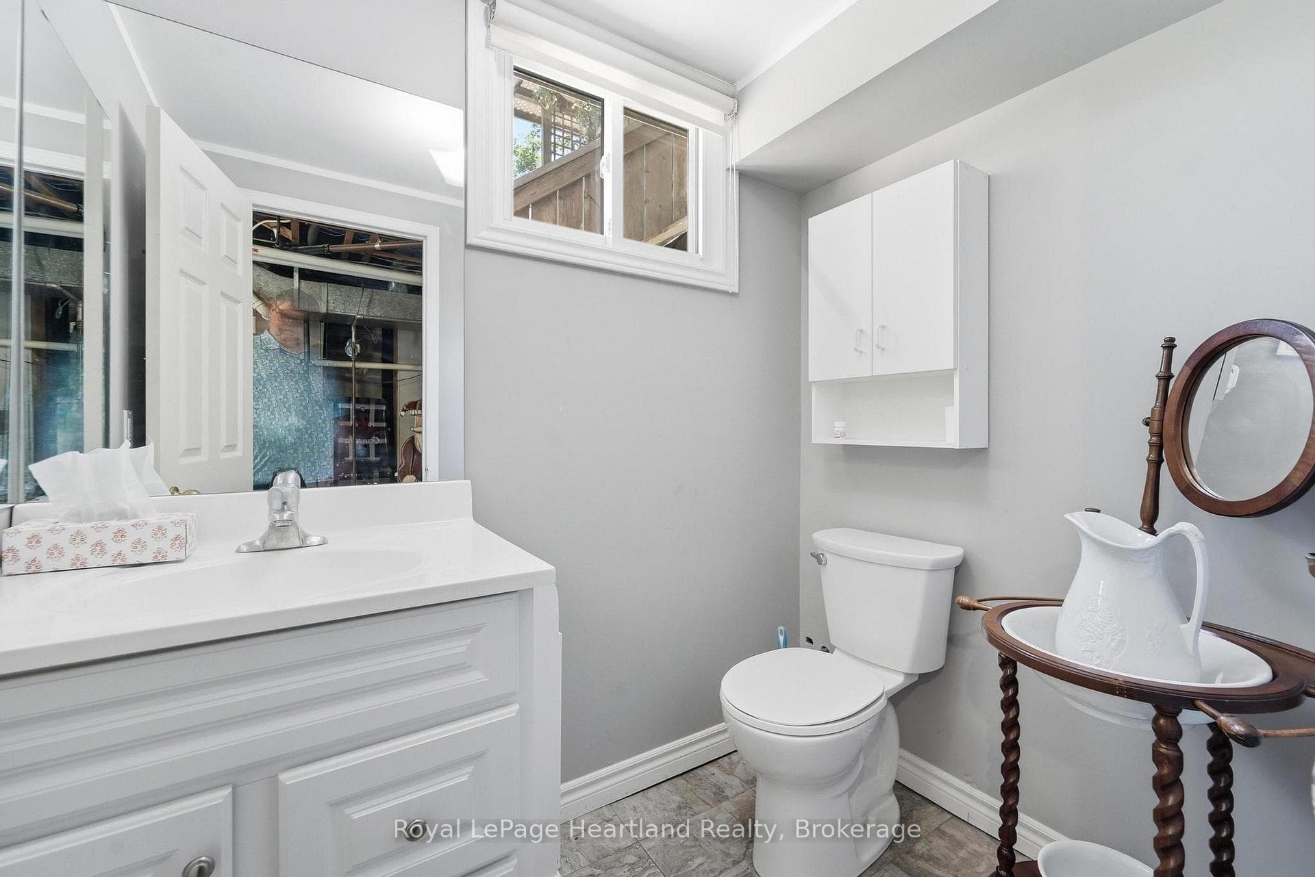 235 Hincks Street photo 26