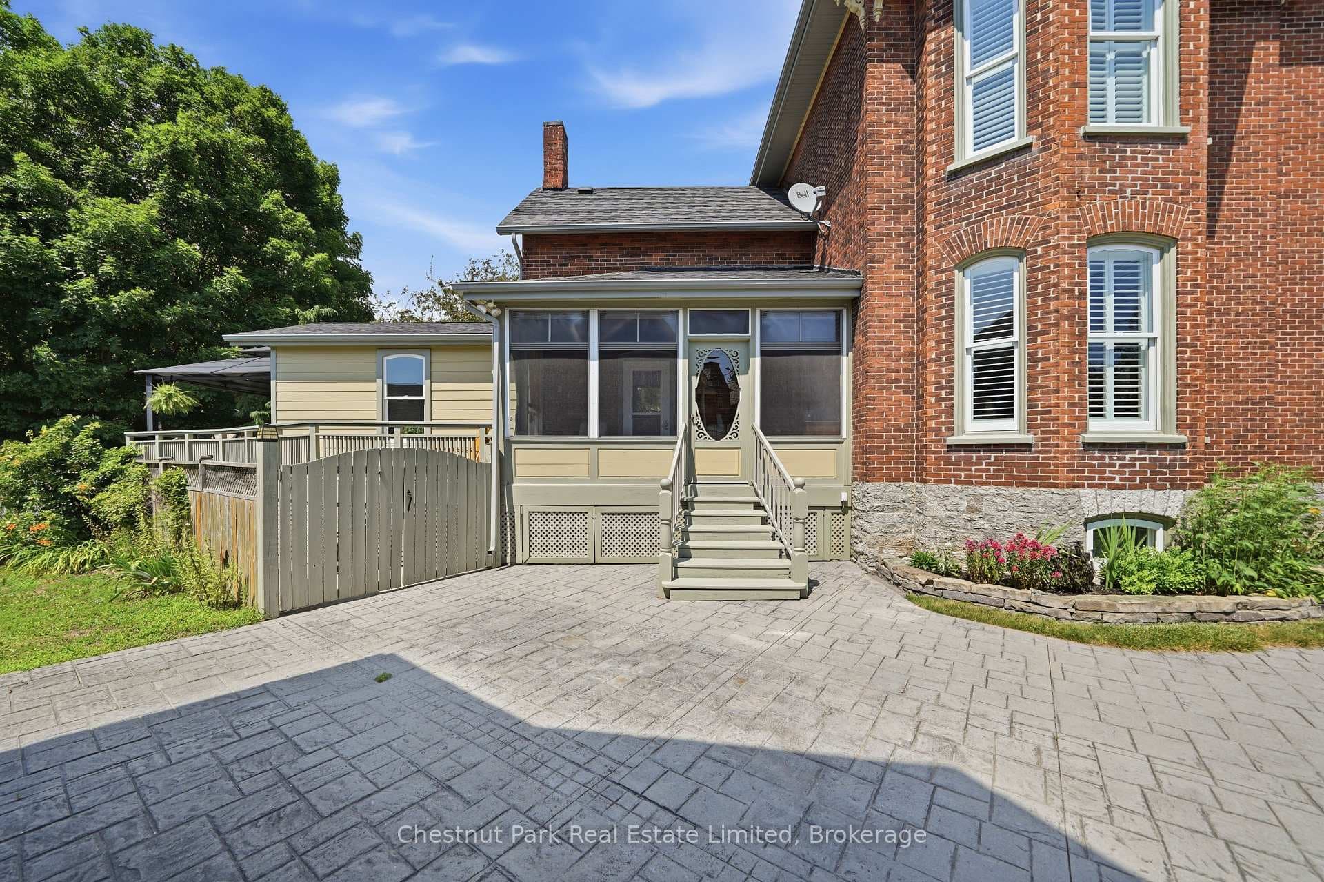 20 Ferguson Street photo 32