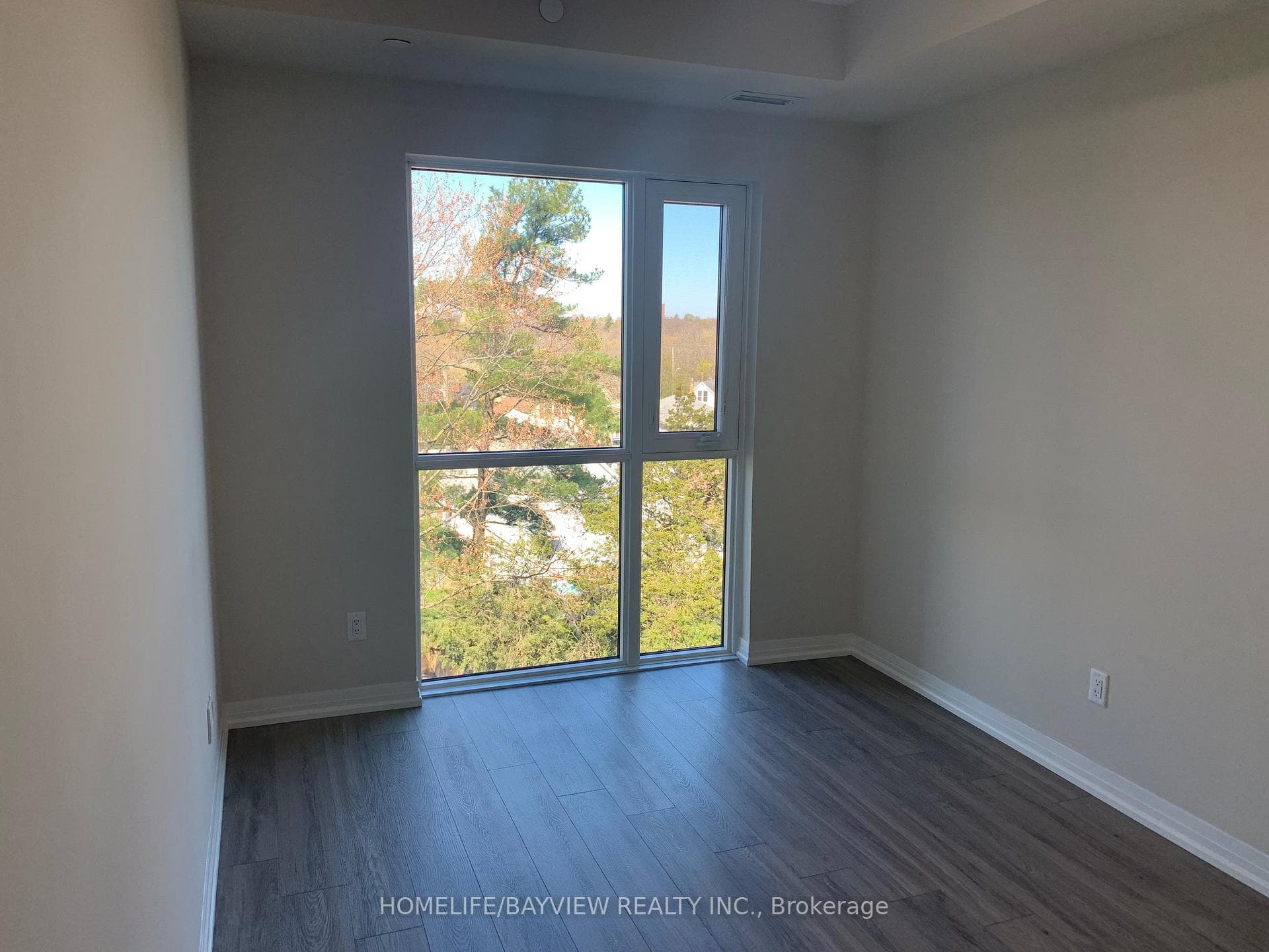 50 Herrick Avenue Unit LPH37 photo 10