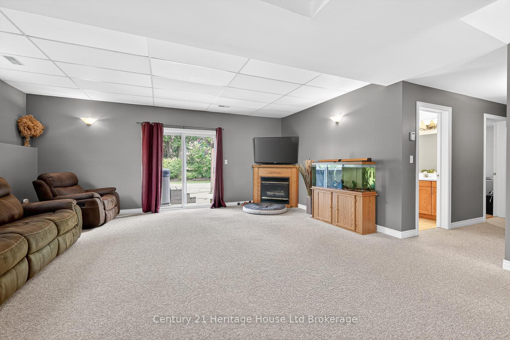 1567 Forestry Farm Road photo 22