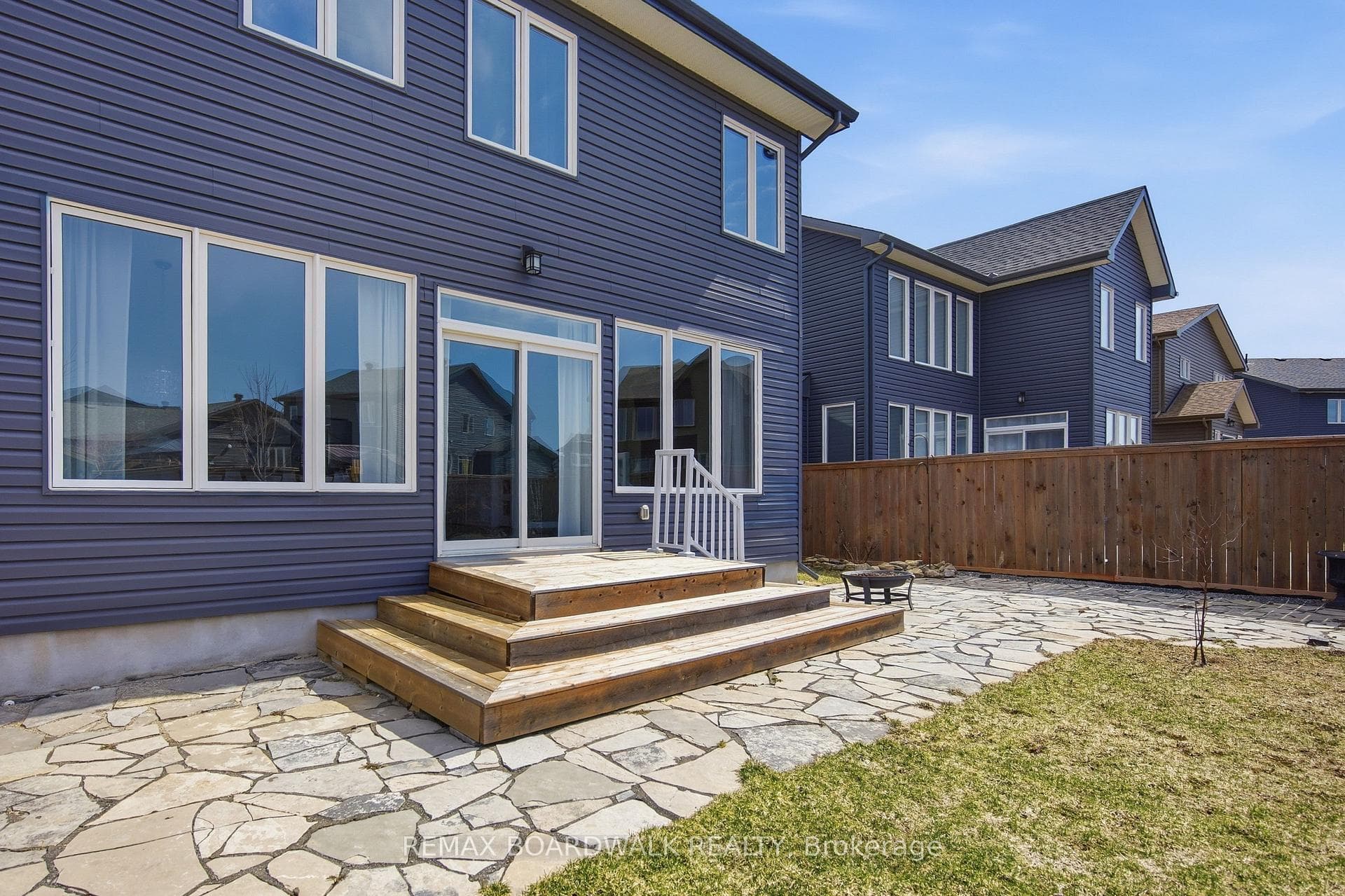 240 Boyd Street photo 25