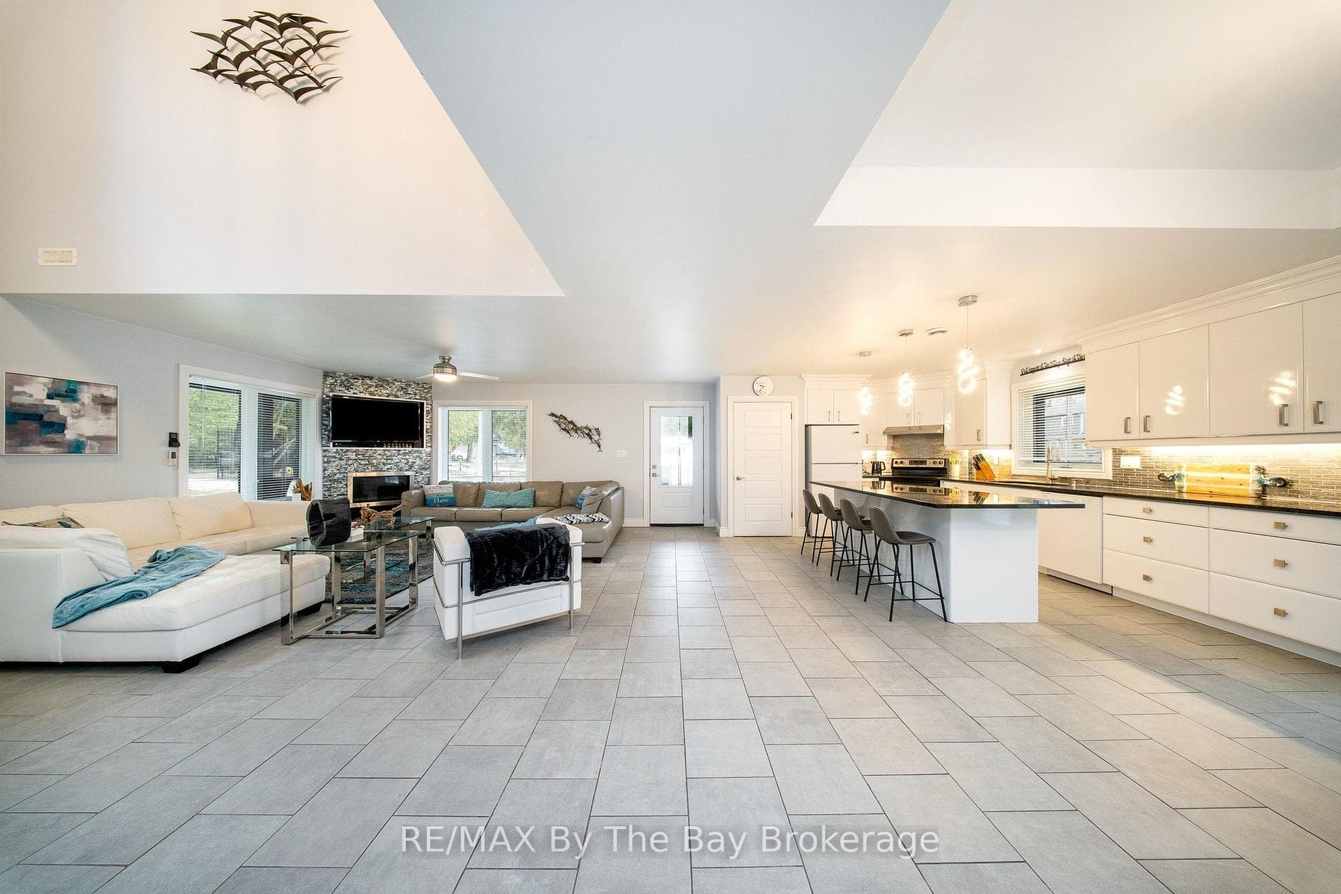 961 Shore Lane photo 6