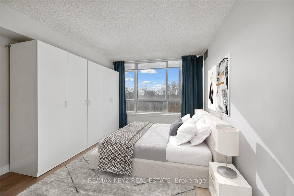 225 Bamburgh Circle Unit 511 photo 13