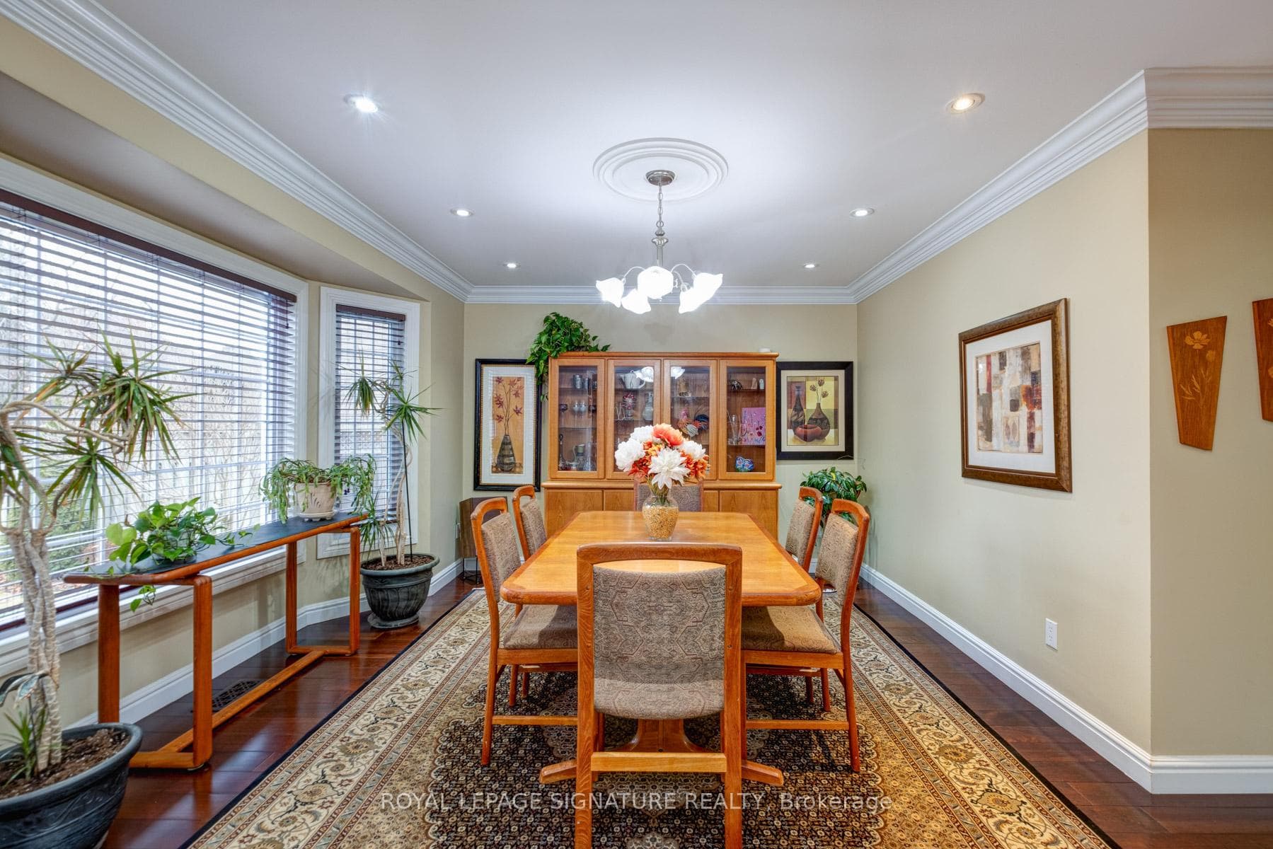 62 Mortimer Crescent photo 16