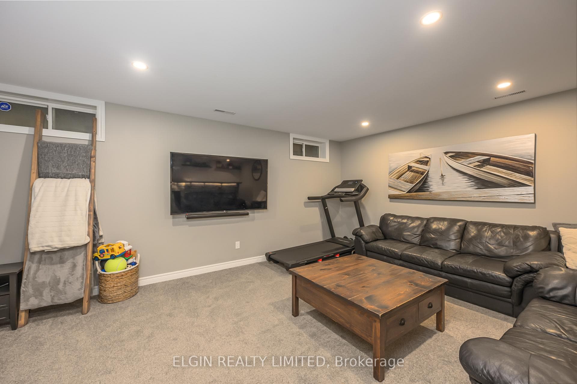 69 SHAW Boulevard photo 33