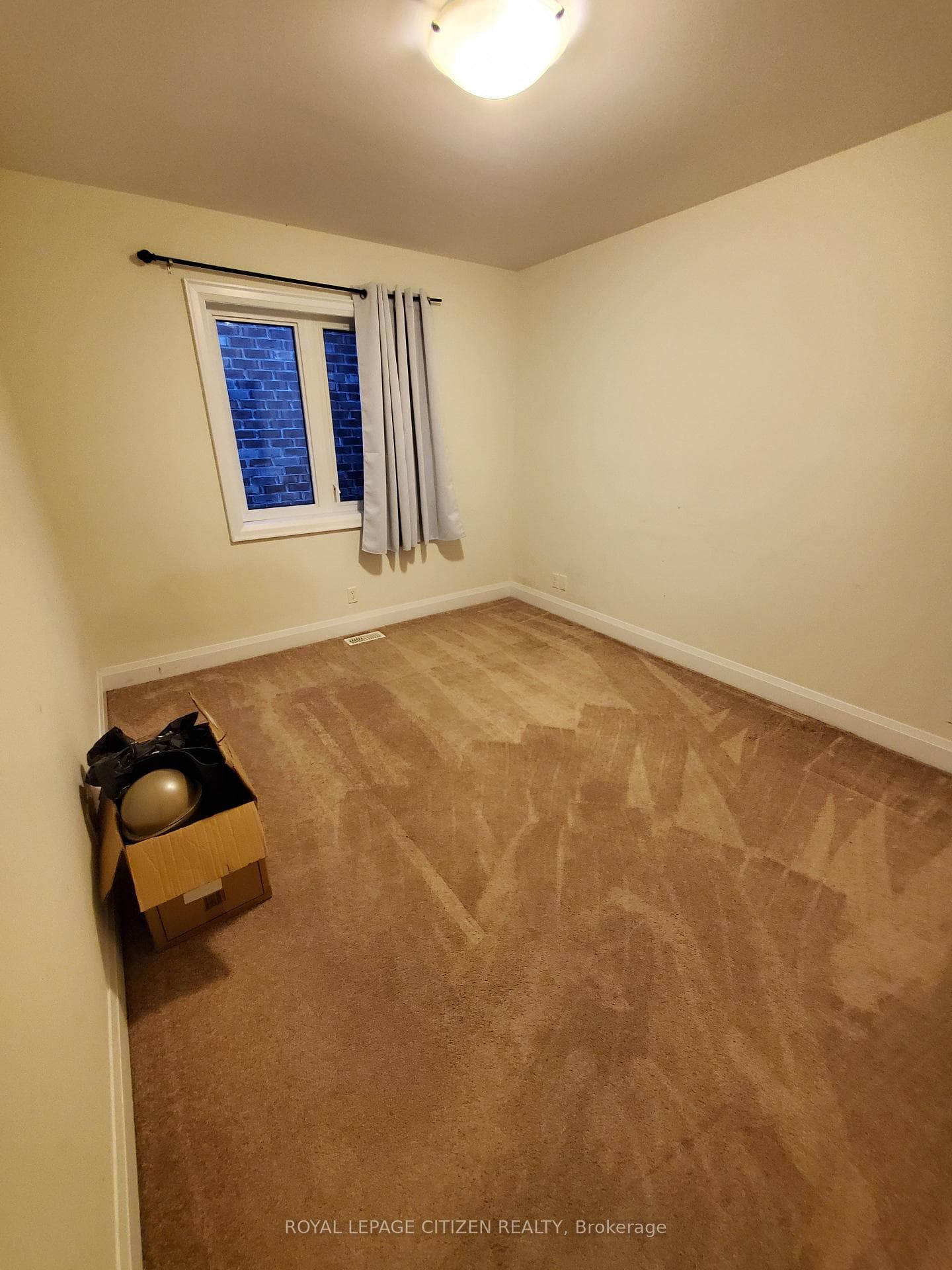 211 Symington Avenue photo 23