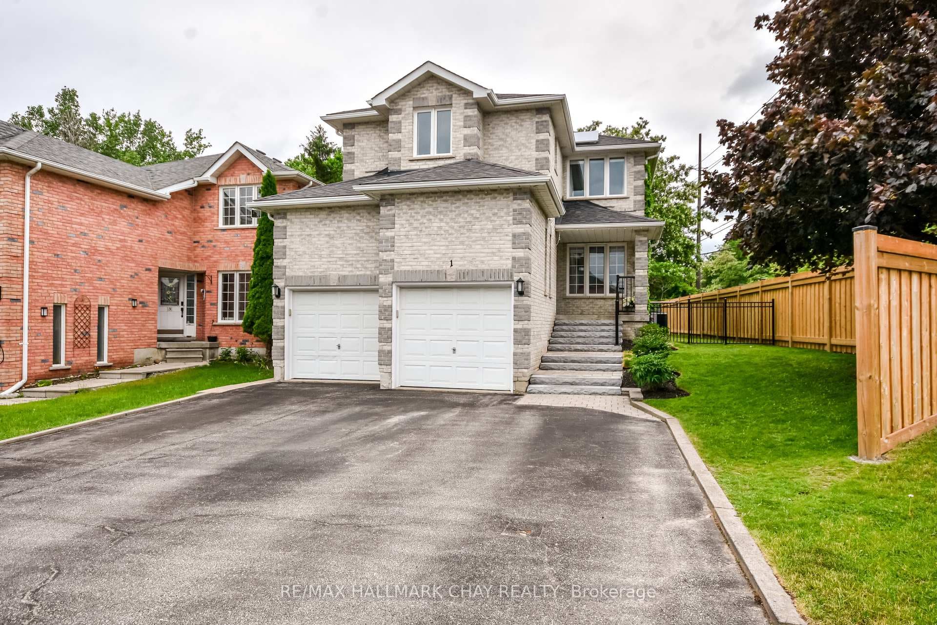 1 Hawkins Drive photo 3