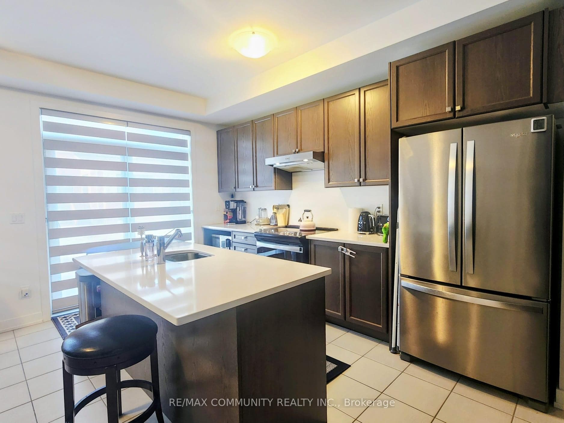 8 Deer Ridge Crescent photo 12