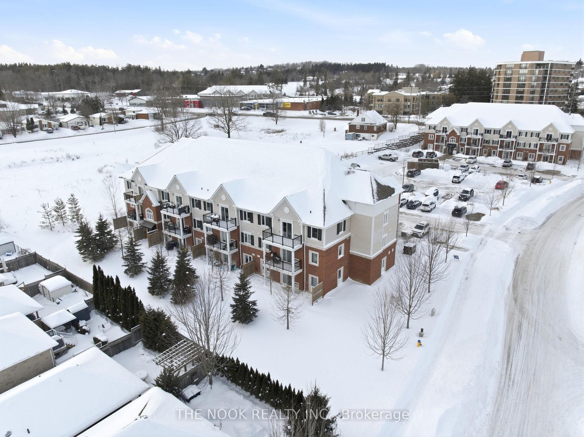910 Wentworth Street Unit 301 photo 38