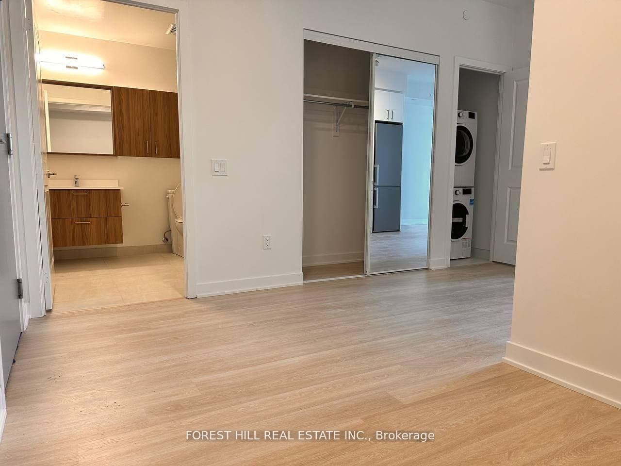 50 Upper Mall Way Unit B1804 photo 13