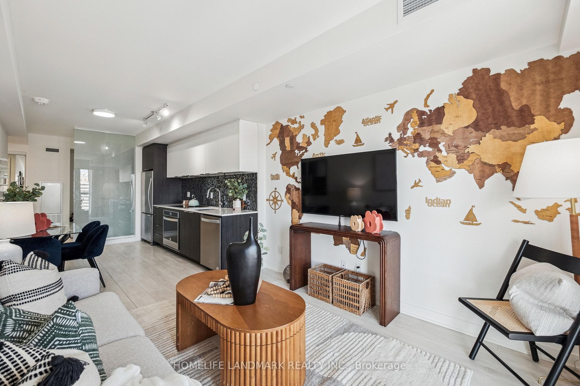 2 Sonic Way Unit 1506 photo 7