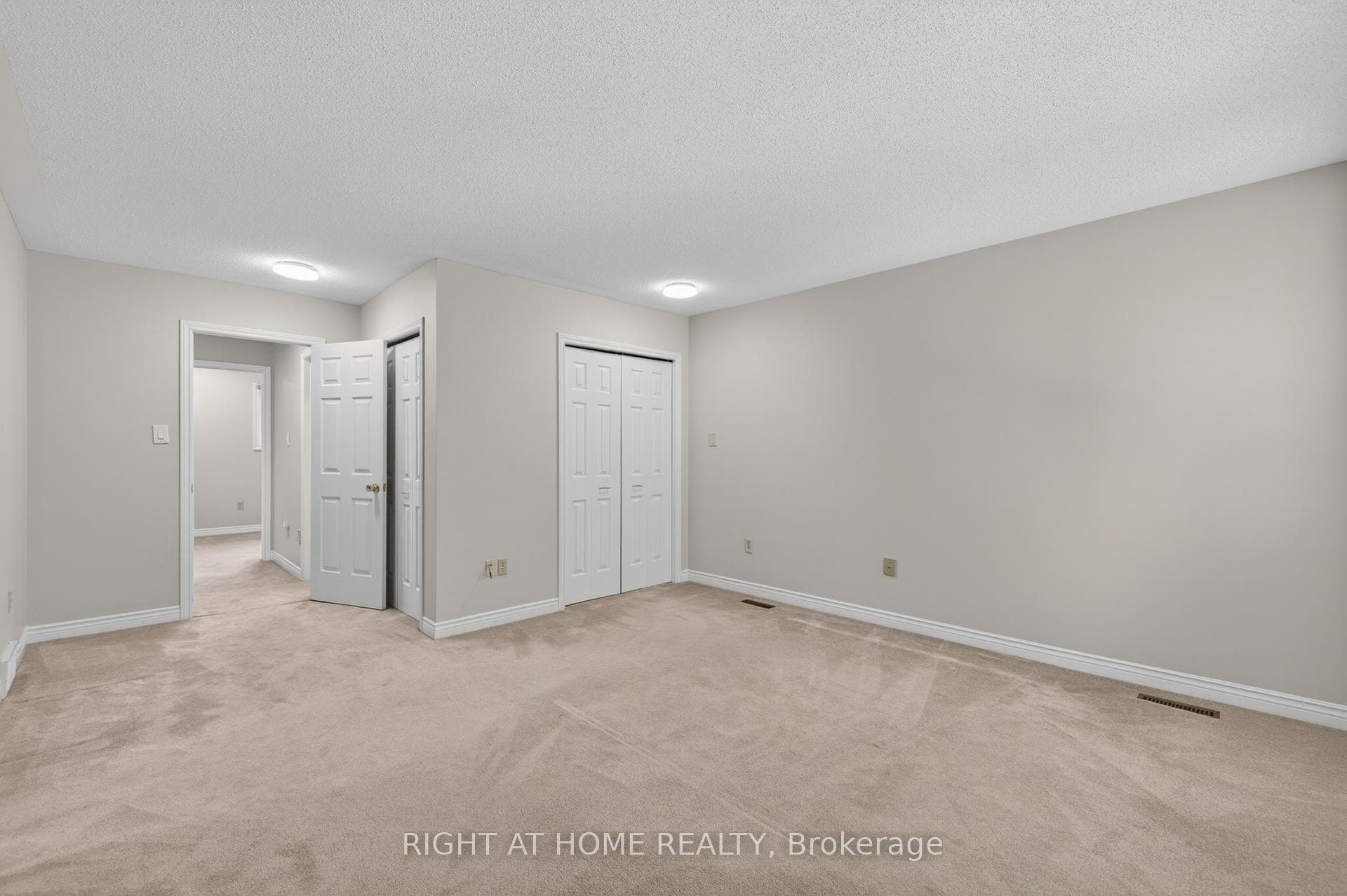 308 Conway Drive Unit 14 photo 22