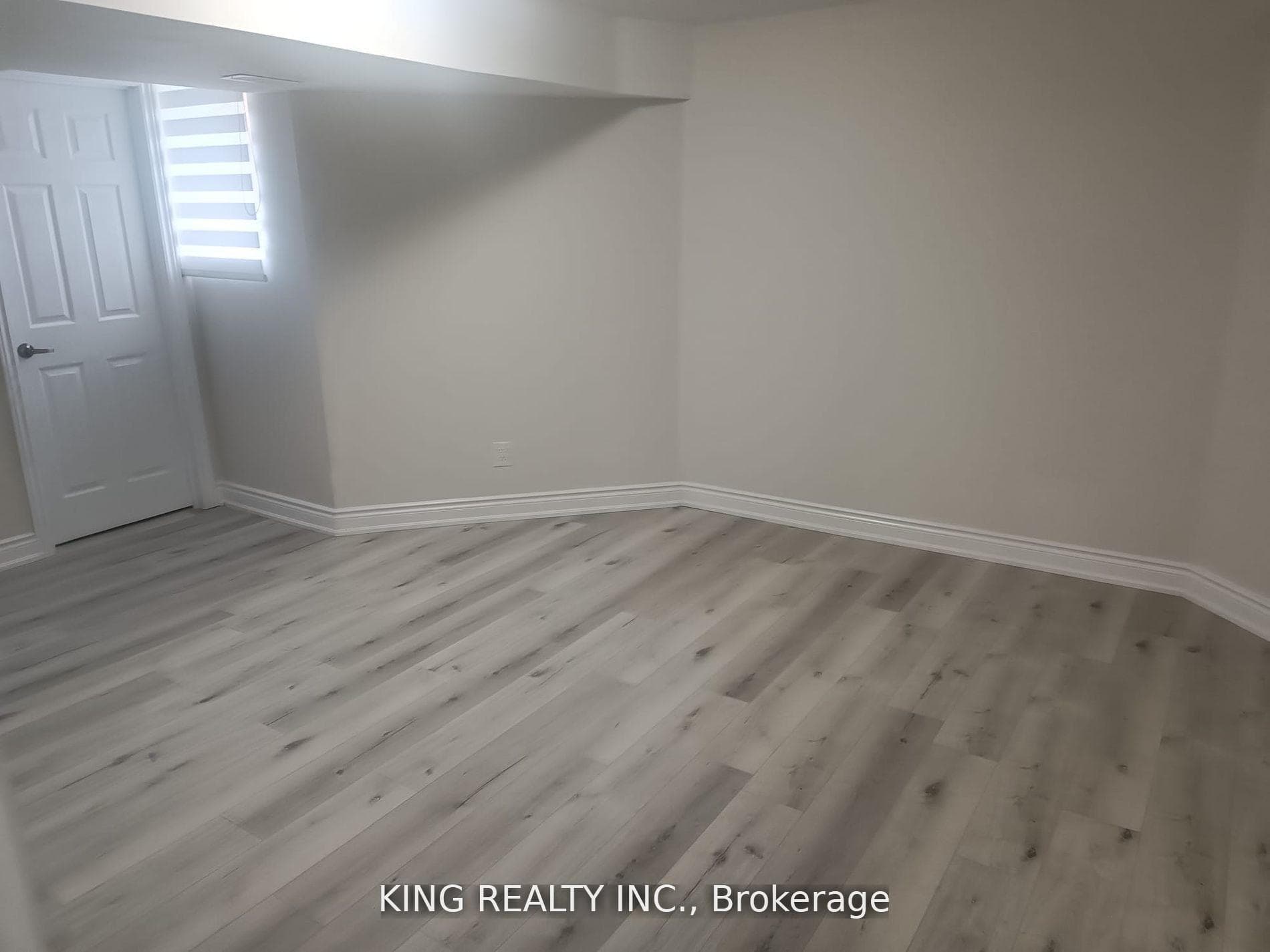 46 Lilly Crescent photo 6