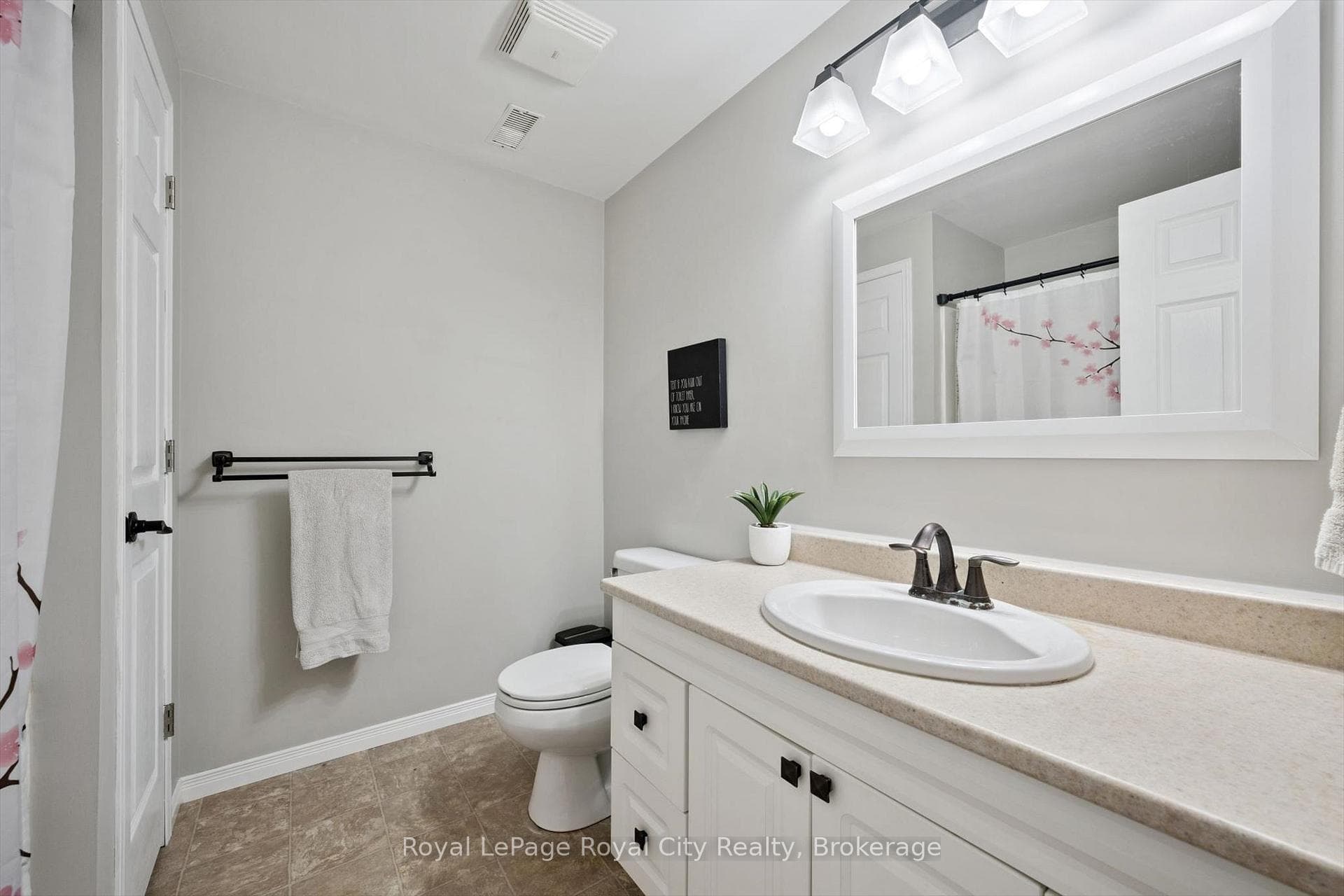 119 Meadowridge Drive photo 23