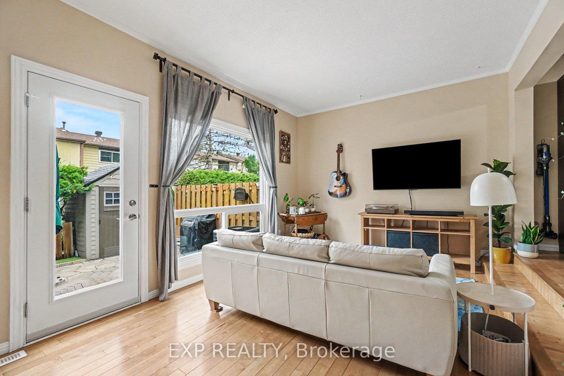 2030 Kelden Crescent Unit 35 photo 14
