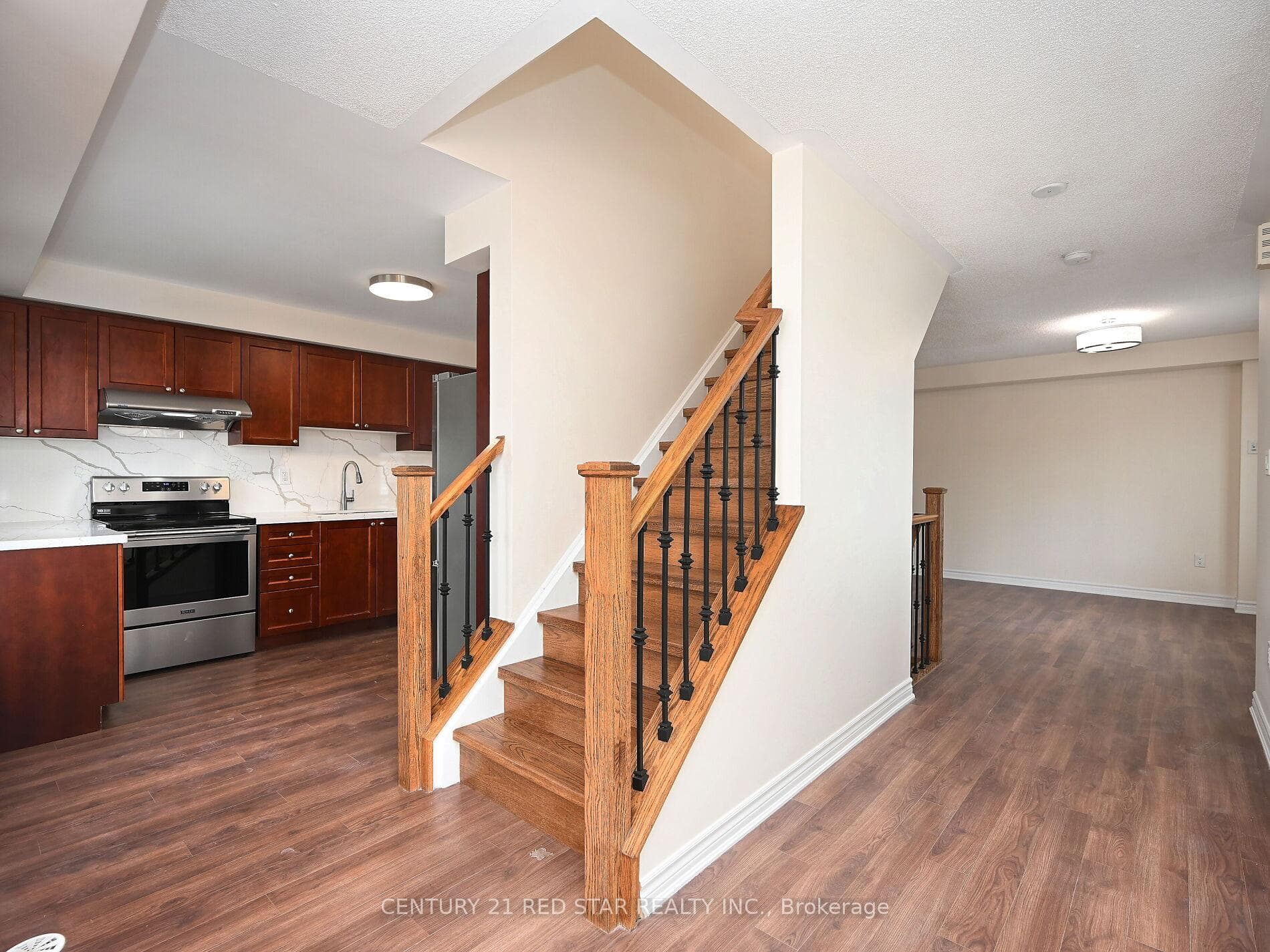 1520 Husband Place photo 25