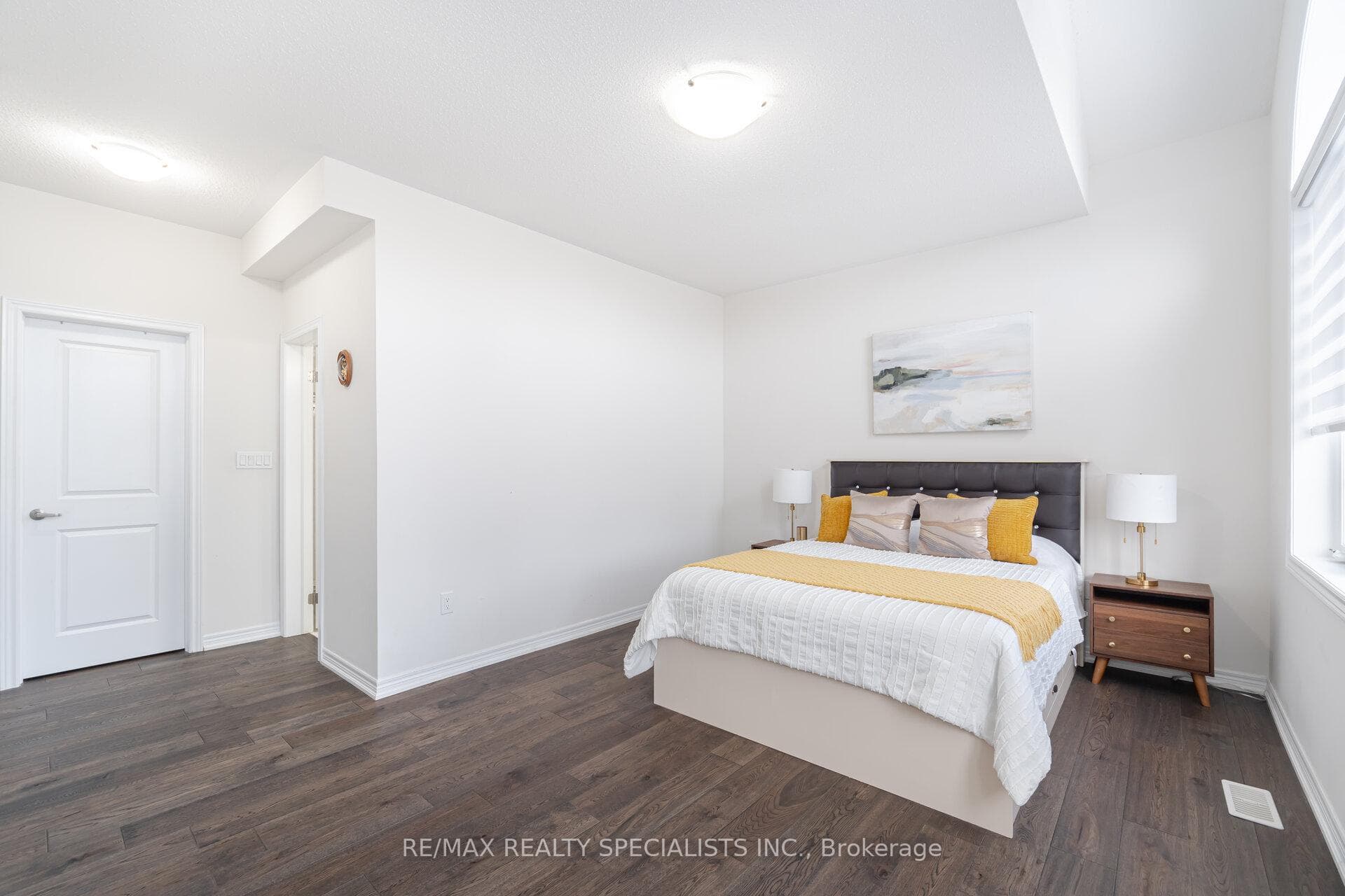 209 Kincardine Street photo 19