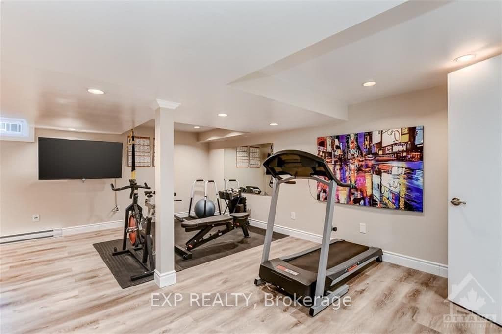 38 OAKHAVEN photo 24