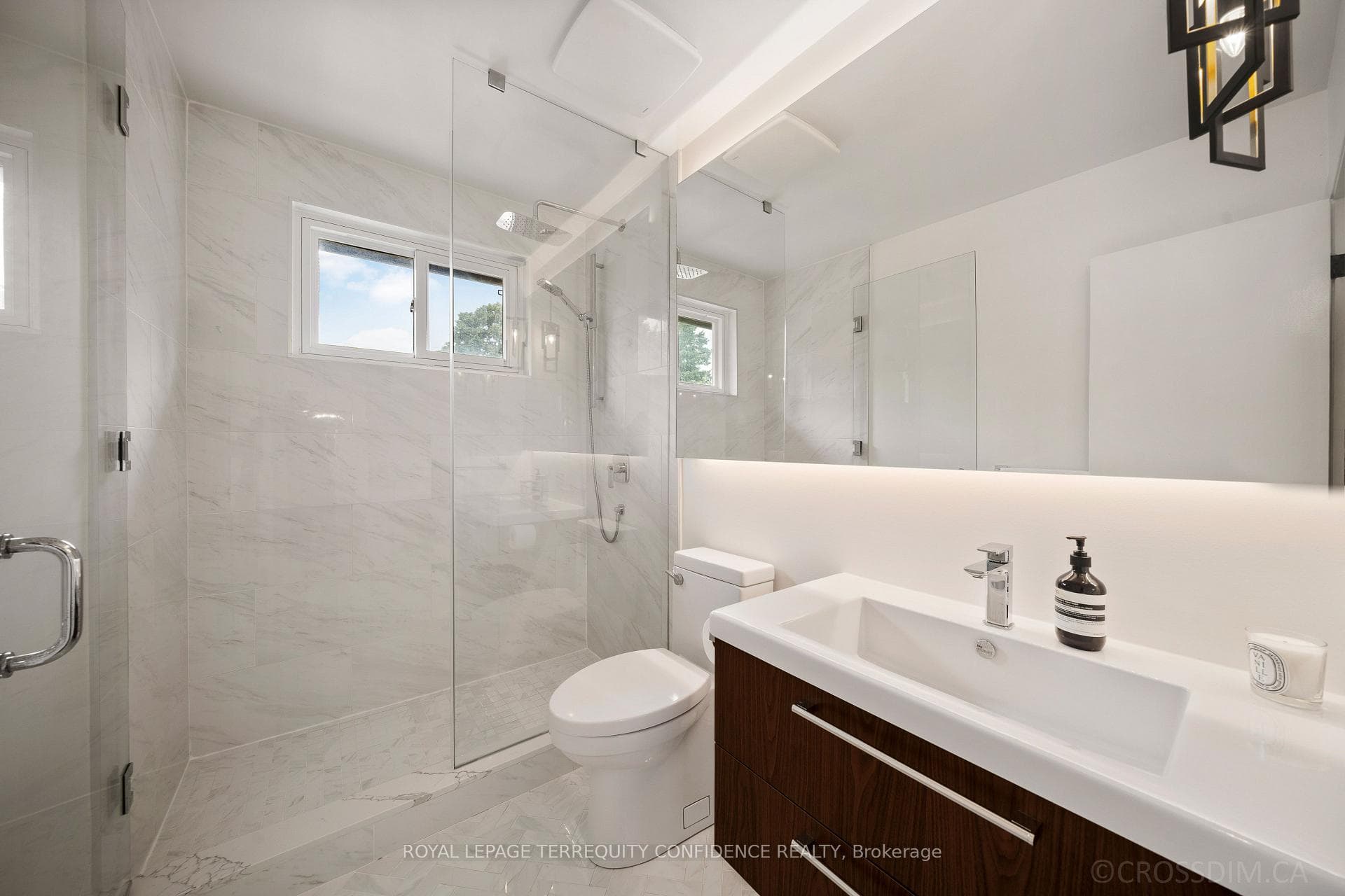58 Shippigan Crescent photo 17