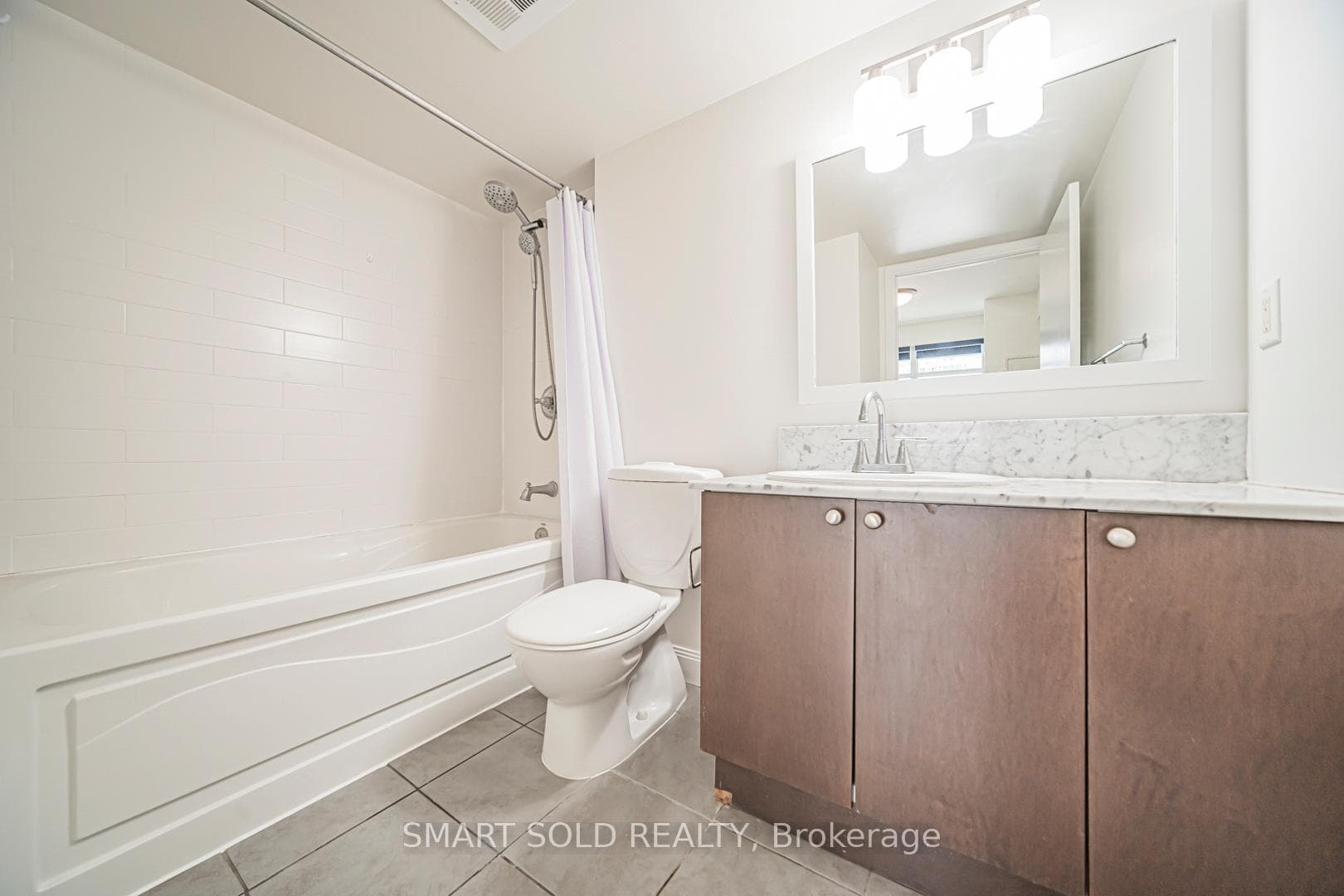 2191 Yonge Street Unit 901 photo 23