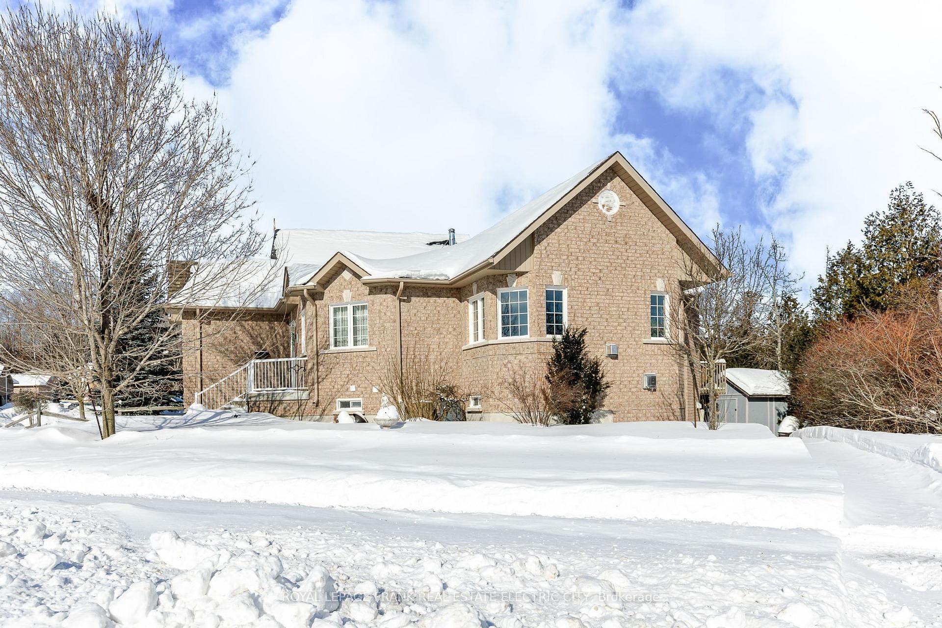 30 Brookside Street photo 2