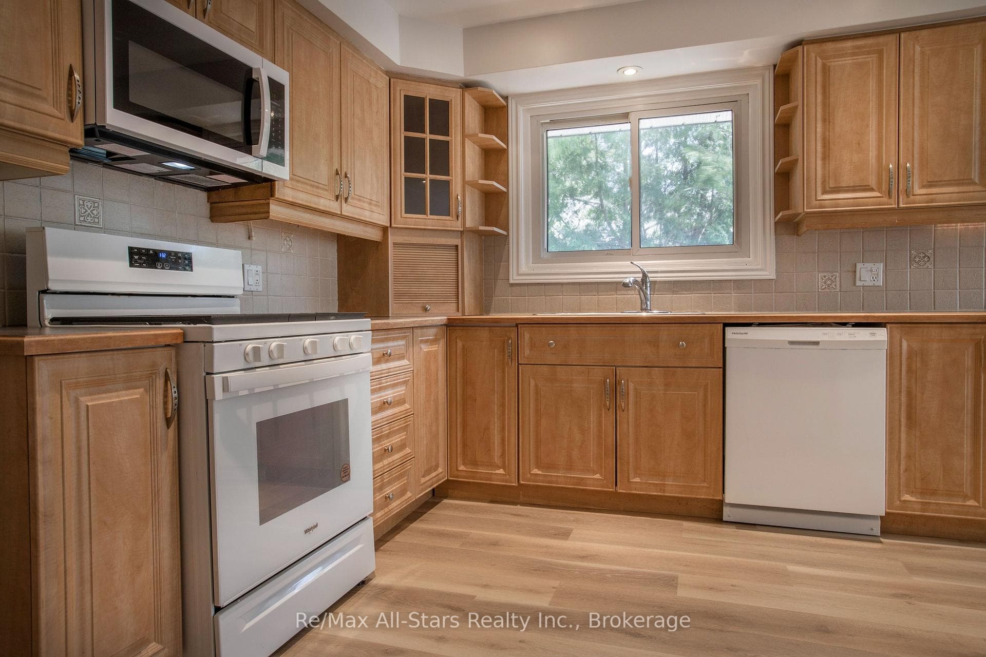 133 Rosa Street photo 7