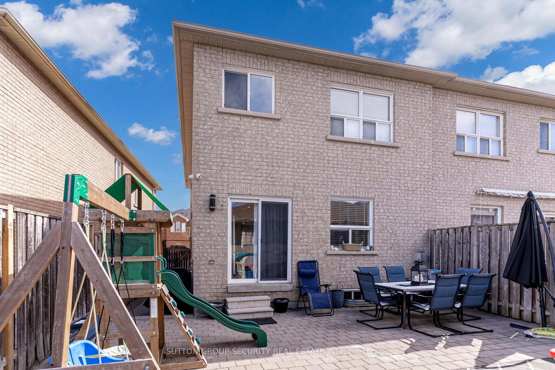 40 Ed Quigg Way photo 39