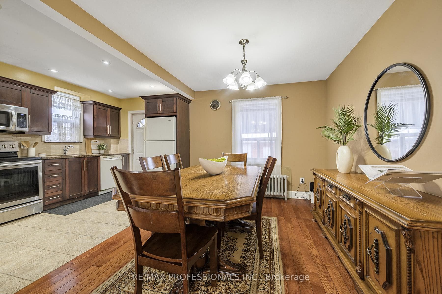 540 Old Weston Road photo 8