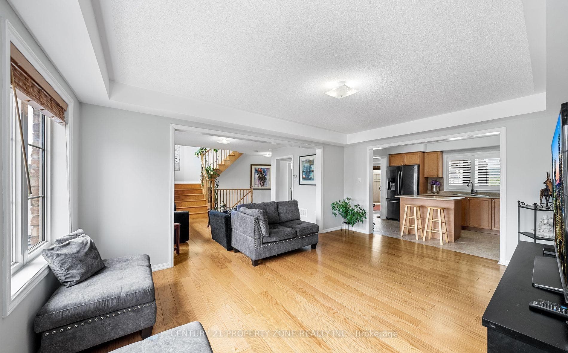 281 Dymott Avenue photo 10