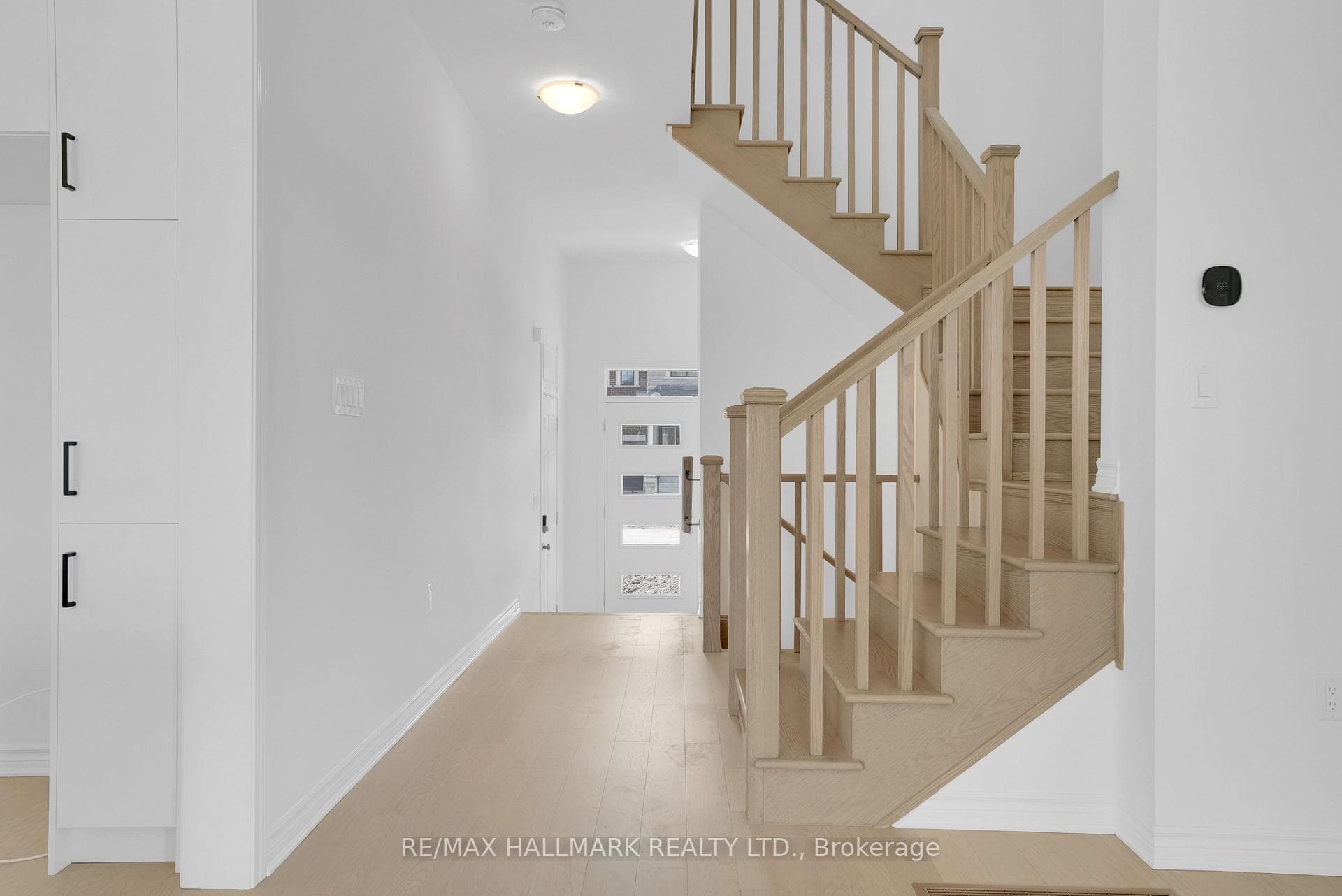 15 Foxley Heights photo 17