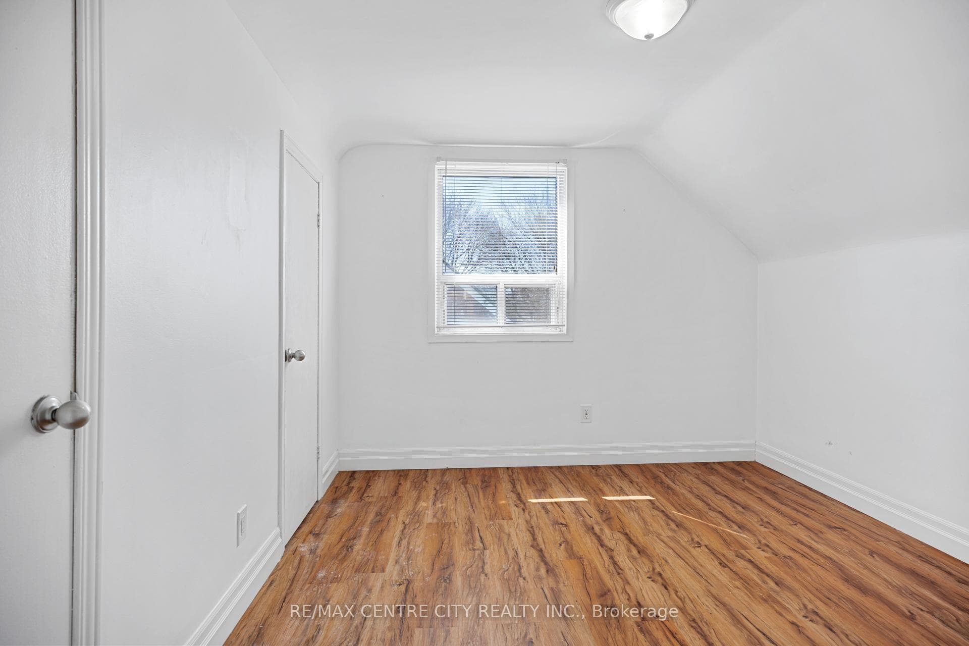 64 Dunkirk Drive photo 14