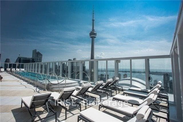88 Blue Jays Way Unit 1705 photo 10