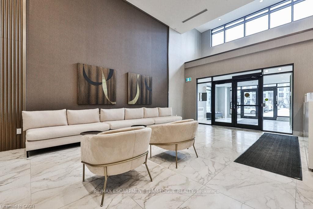 480 Gordon Krantz Avenue Unit 201 photo 5