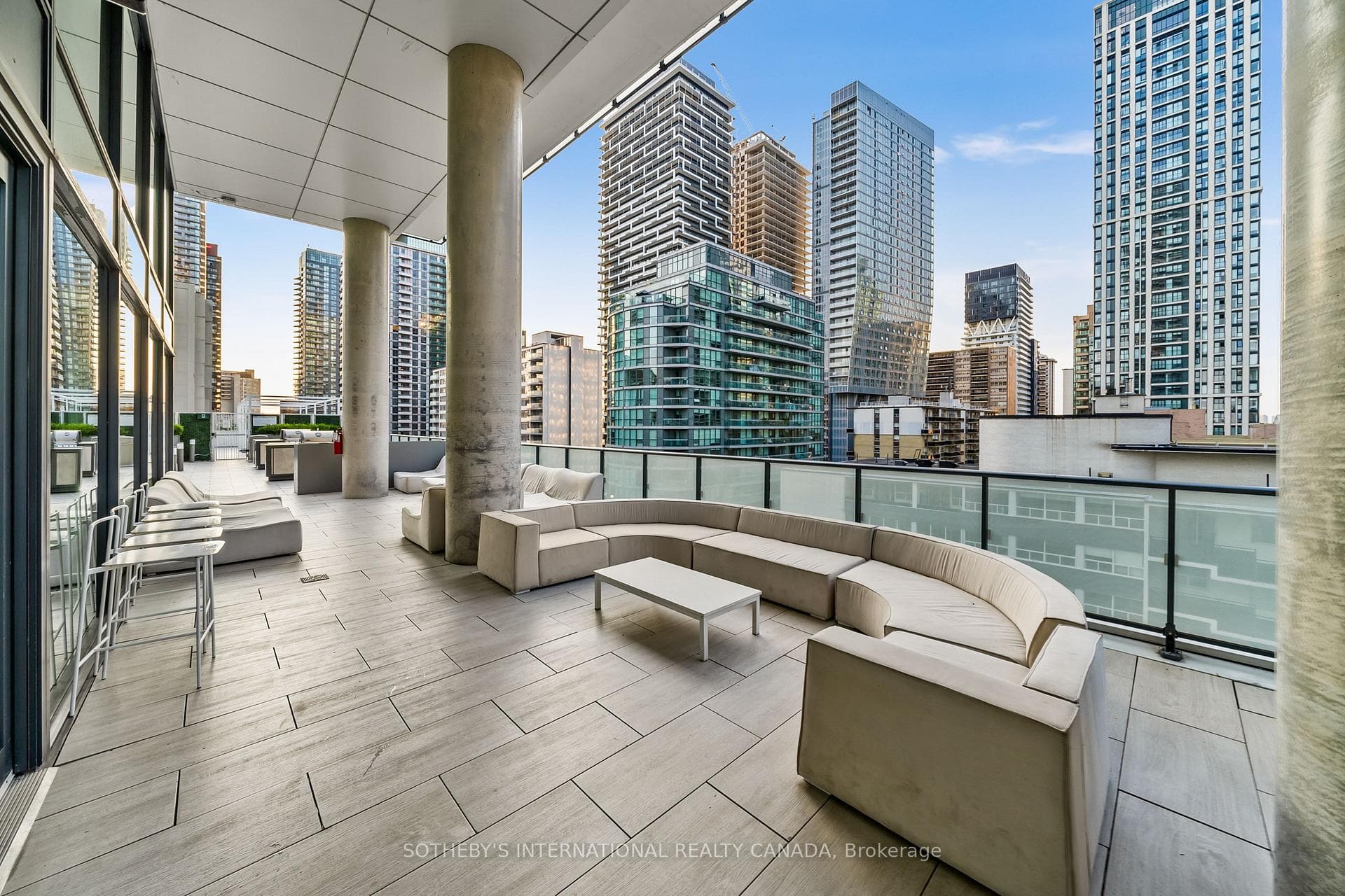 161 Roehampton Avenue Unit 3509 photo 42
