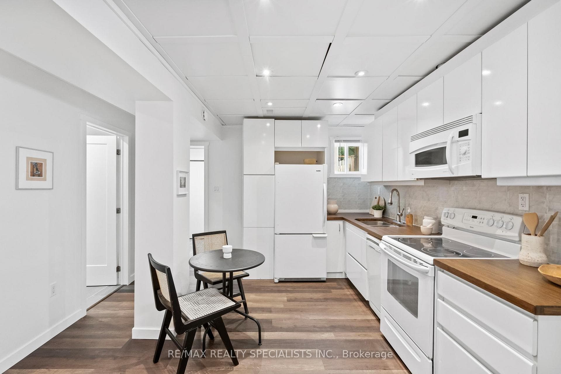 159 Hillside Avenue photo 32