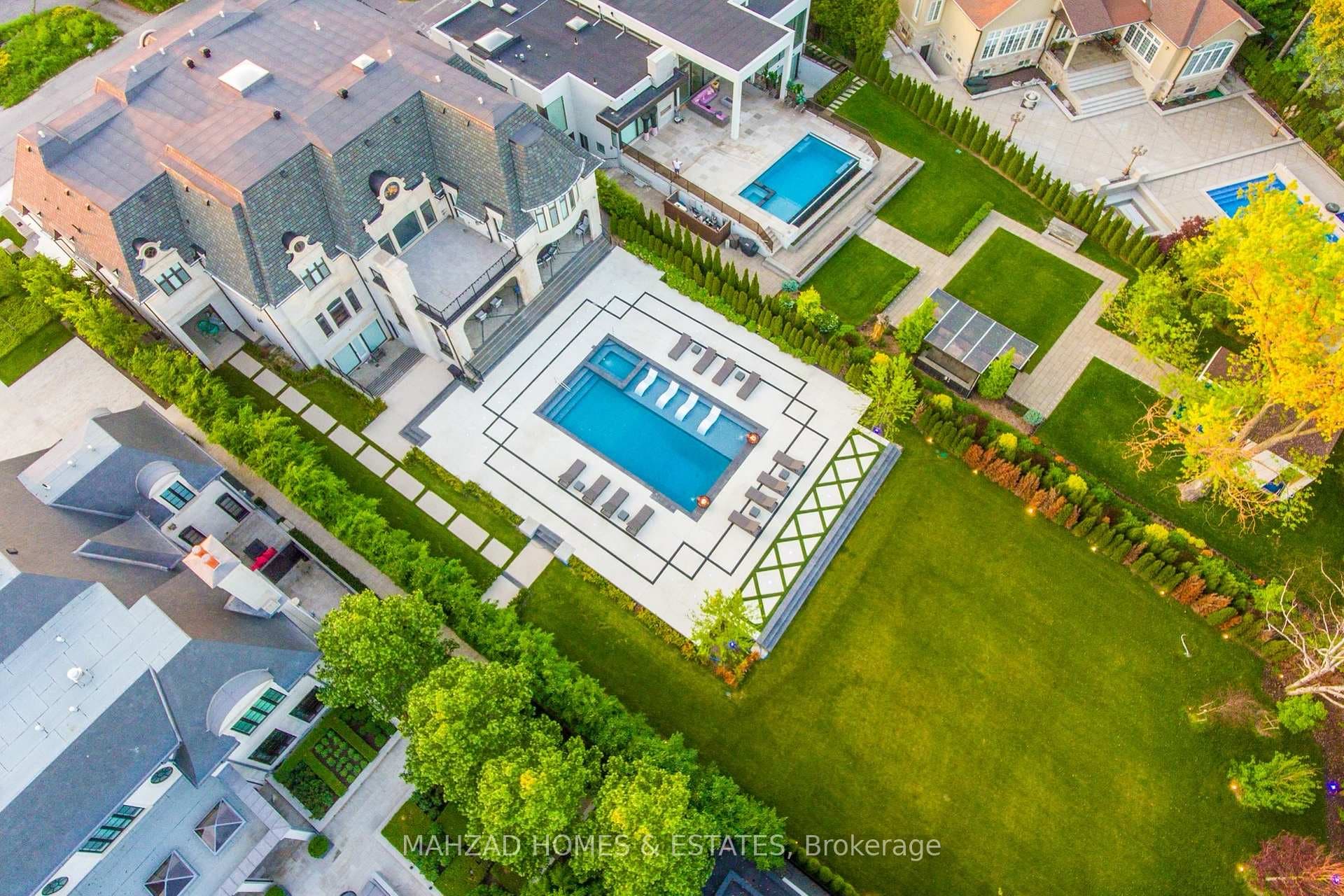 37 Maryvale Crescent photo 8