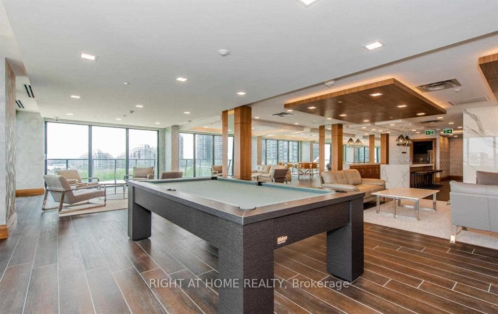 UPH Top Floor Party Room w Panoramic City Views
