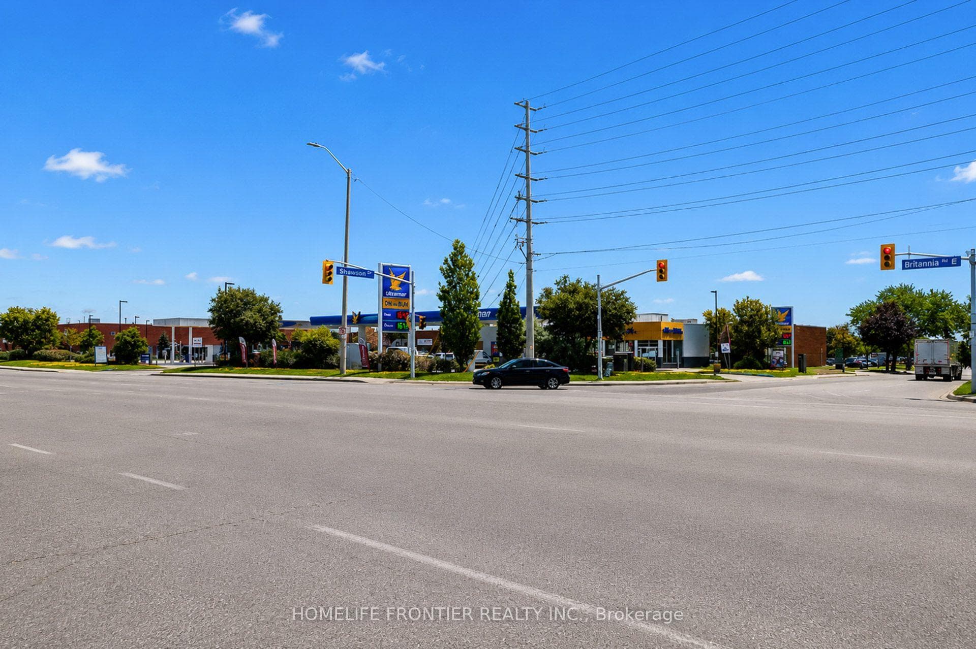 1077 Britannia Road photo 22