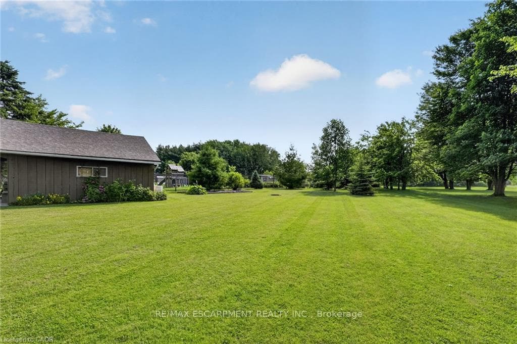 952 Robinson Road photo 47