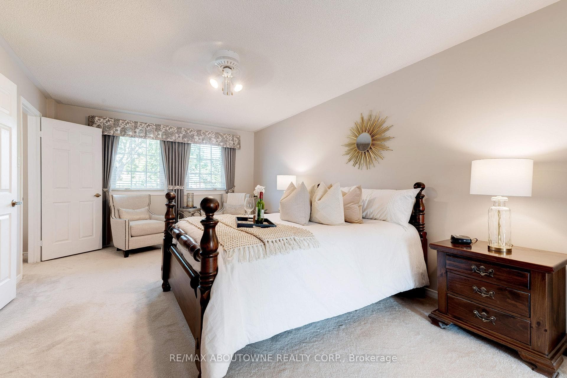 1364 Windrush Drive photo 24
