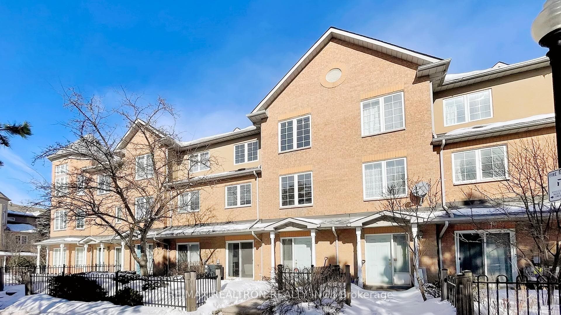 2 Alpen Way Unit 3 photo 1