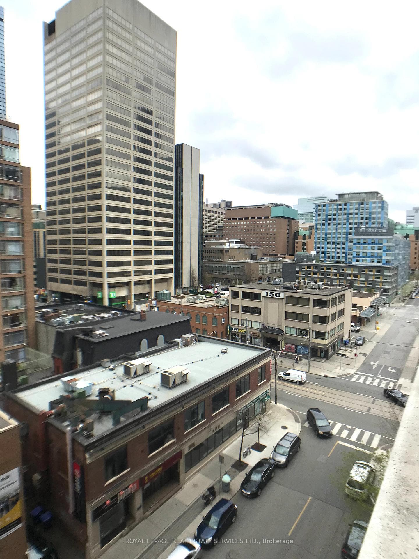 111 Elizabeth Street Unit 1019 photo 16