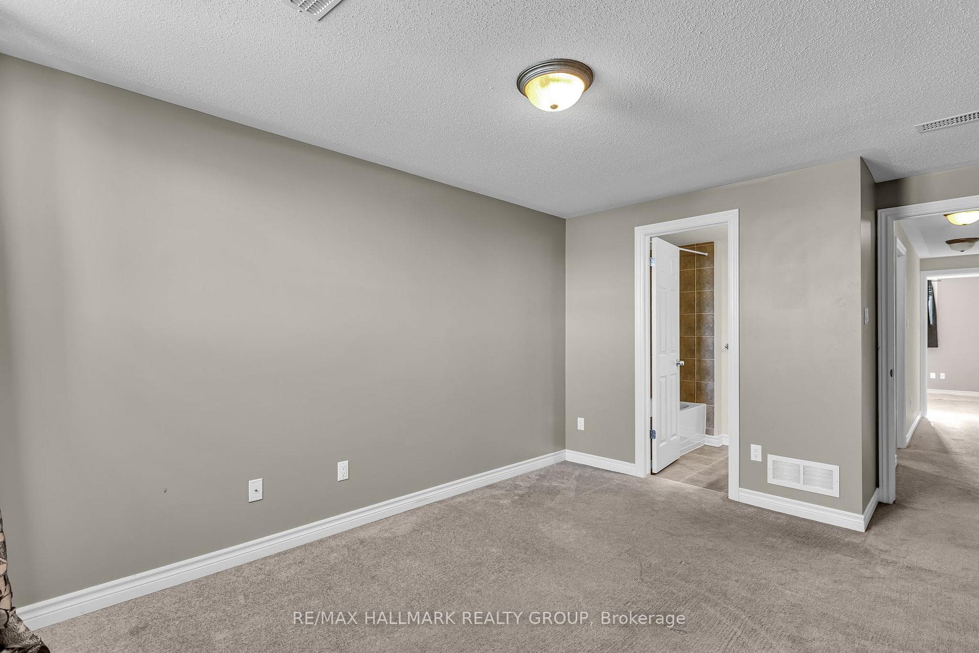 801 Lakeridge Drive photo 16