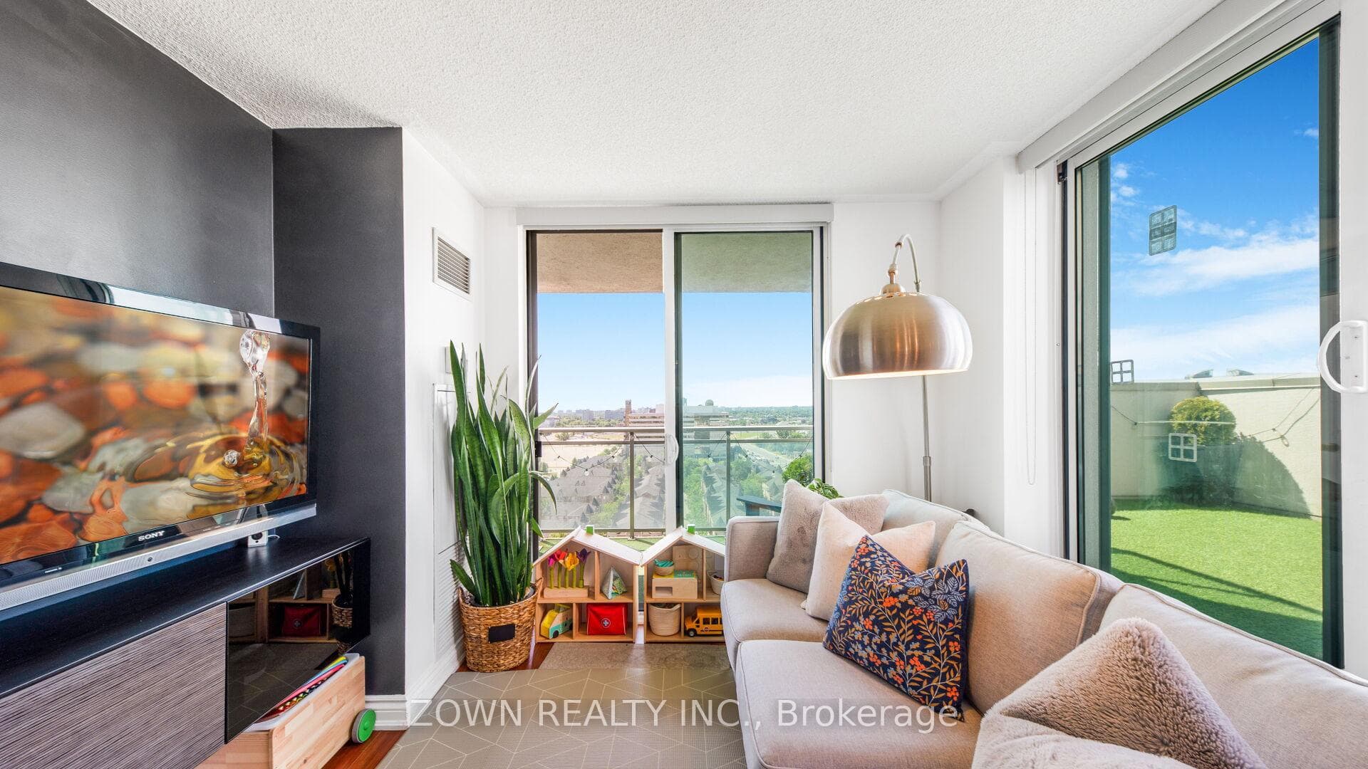 6 Rosebank Drive Unit LPHi photo 22