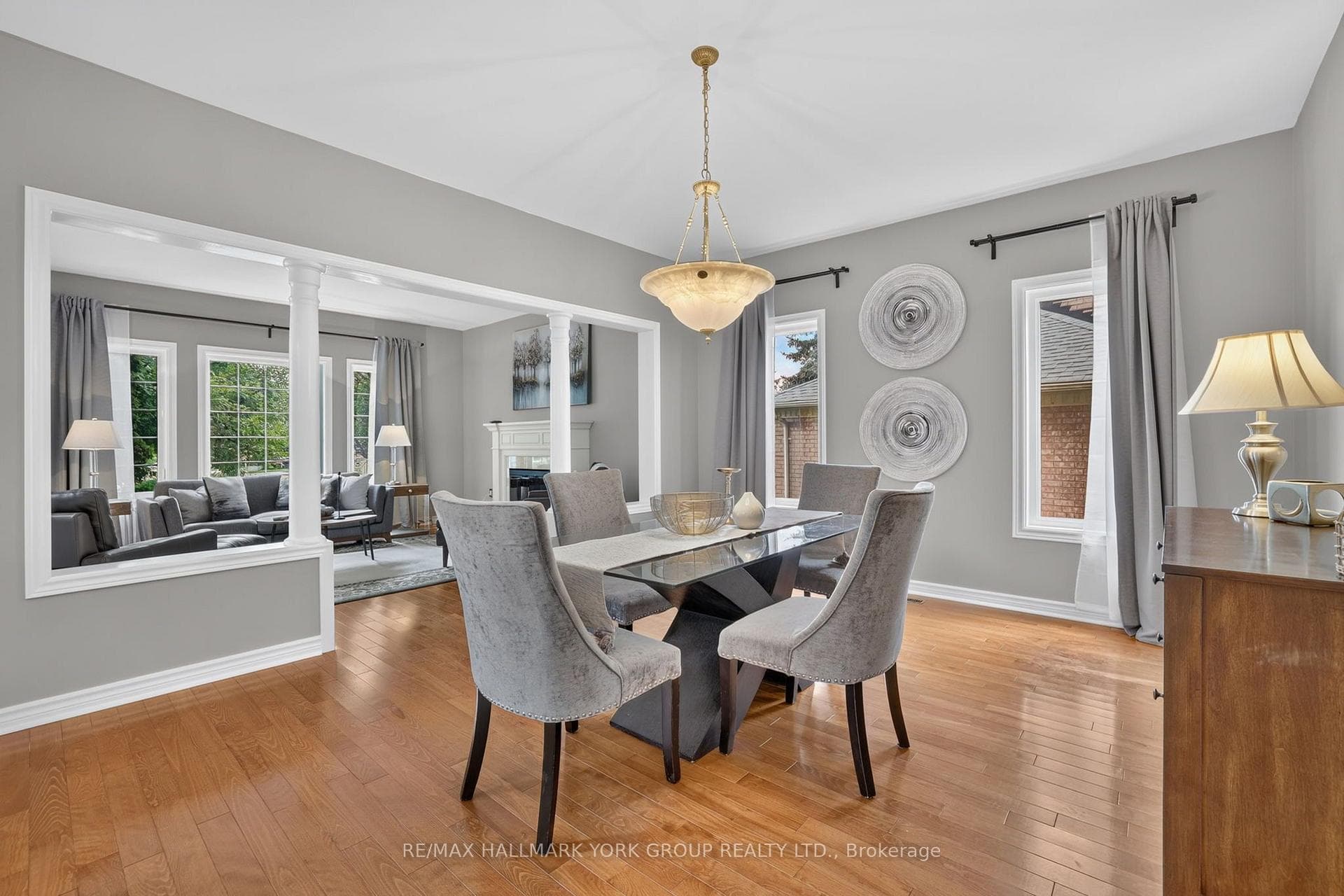 669 Kingsmere Avenue photo 3